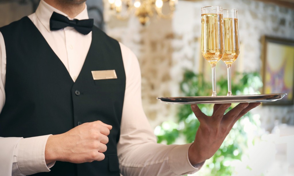 Head Waiter / Waitress