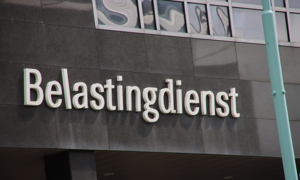 Ministers consider VAT increase to close budget shortfall