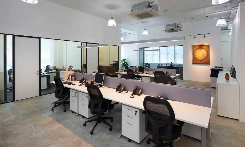 ADMINISTRATIVE ASSISTANT