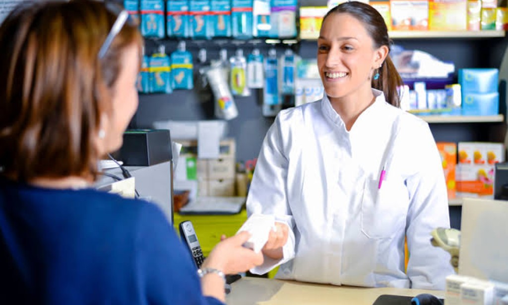PT Pharmacy Associate - 6518