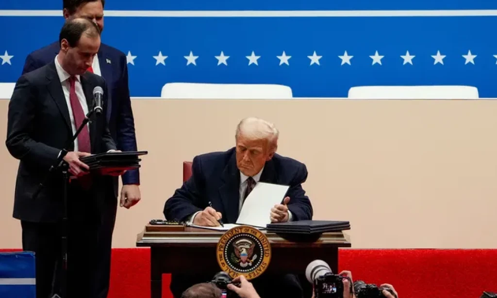 Federal workers will have to scrub pronouns from email signatures